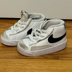 Nike Kids Blazer Mid 77 White and Black Sneakers